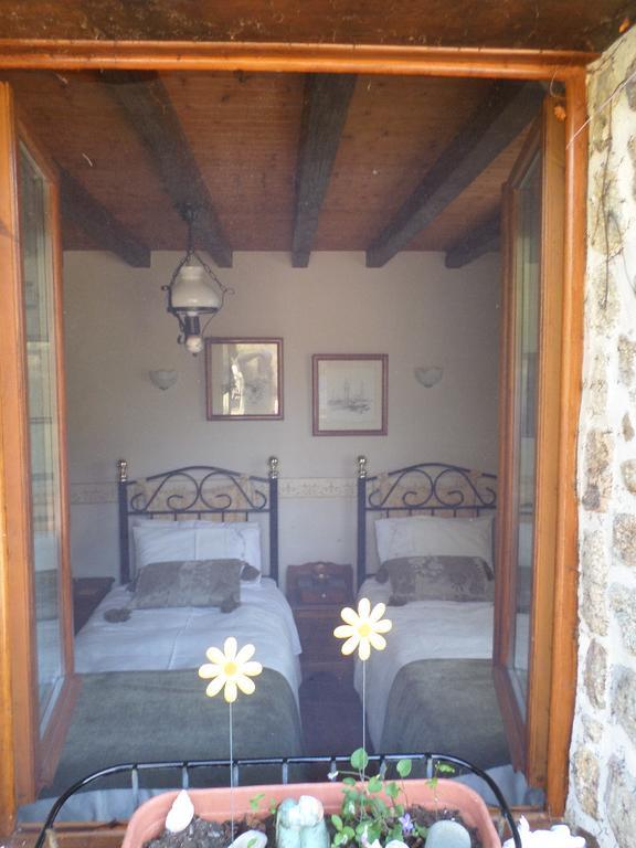 La Chevallerie B&B Isigny-le-Buat Eksteriør bilde